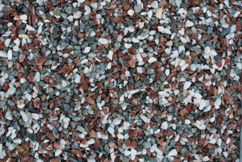  Мраморная крошка (щебень крошка микс: белый-зеленый-розовый) фр. 5-10 мм  купить  в Воронеже мрамор белый, зеленый, розовый, разноцветный, молочный декоративная ландшафтная мраморная крошка 9500 руб/т   фото 