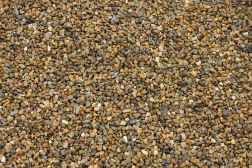  Галька окат (серо-желтая) фр.5-10 мм. купить   в Воронеже галька речная рыжий, желтый, рыжий, серо-желтый речная окатанная галька декоративная 4000 руб/т   фото 