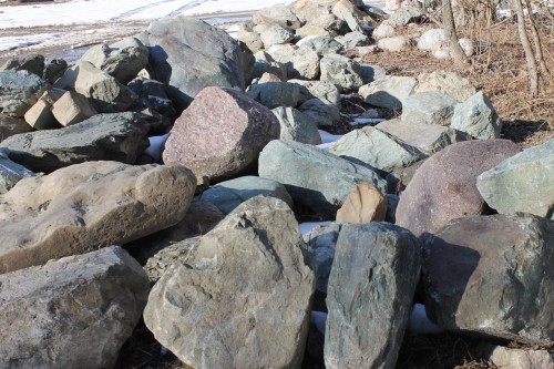 Гранит скальник (серо-зеленый) фр. 500-1500 мм.  купить в Воронеже гранит мрамор  серый зеленый темно-серый глыба скальная колотая ландшафтная 7 500 руб/т   фото 