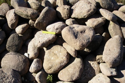  Конгломераты фр. 300-1000 мм.  купить в Воронеже кварц мрамор диабаз коричневый, серый зеленоватый речной валун крупный 6500 руб/т   фото 