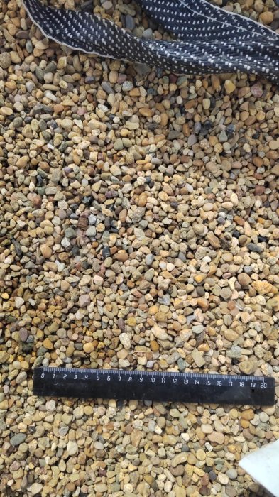  Галька окат (серо-желтая) фр.5-10 мм. купить   в Воронеже галька речная рыжий, желтый, рыжий, серо-желтый речная окатанная галька декоративная 4000 руб/т   фото 