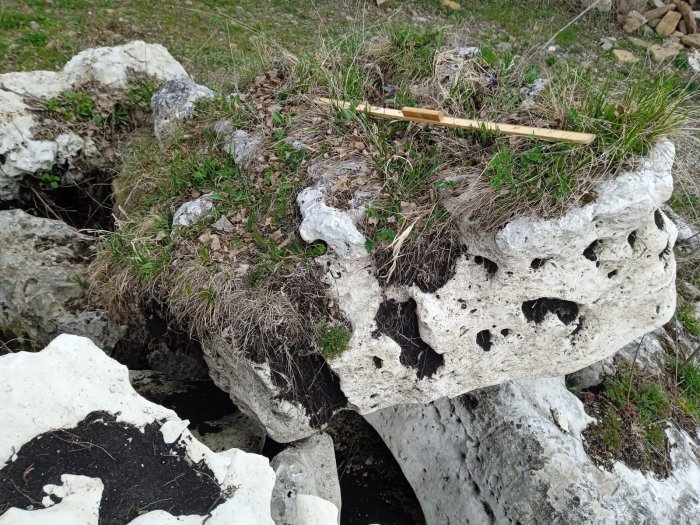 Выветренный известняк (степной) фр. 500-1500 мм.  купить в Воронеже    8 500 руб/т   фото 