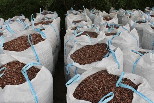  Мраморная крошка (щебень крошка розовый) фр. 10-20 мм.  купить  в Воронеже мрамор розовый, красный каменная декоративная крошка ландшафтная 7700 руб/т   фото 