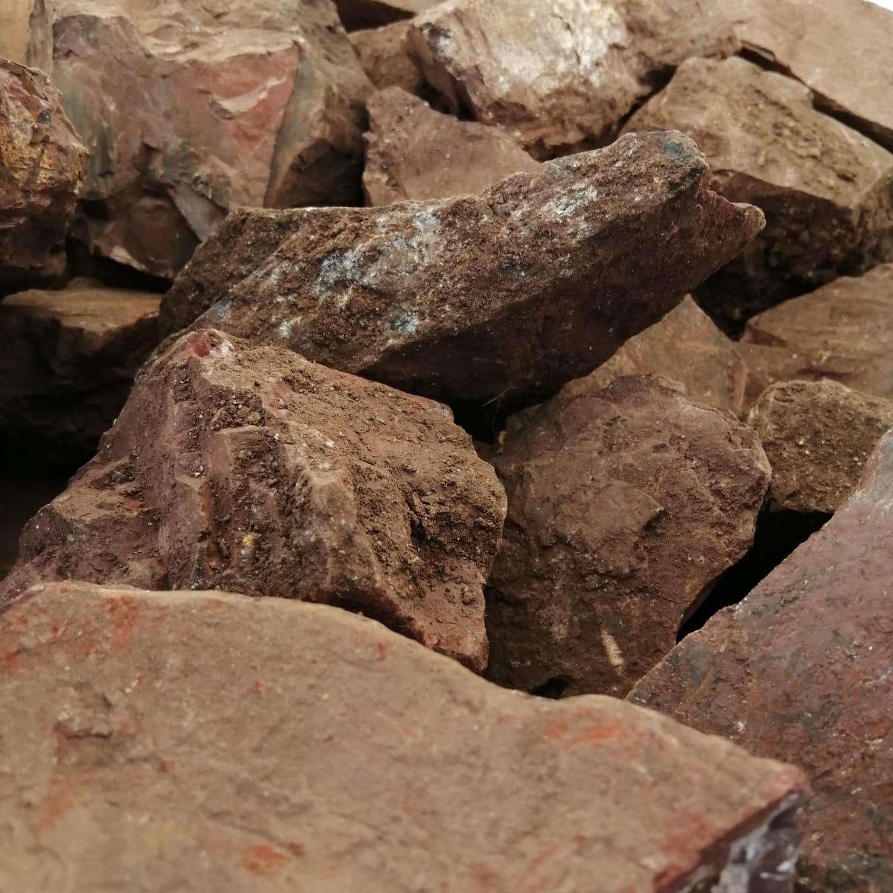 фото Яшма красная  (фр. 70-100 мм)  купить в Воронеже в интернет-портале 