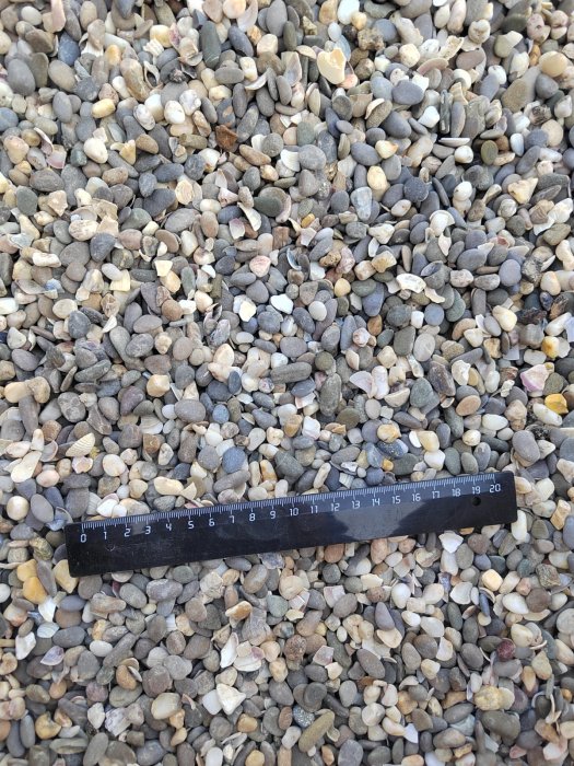 Галька крымская прибрежная фр. 5-10 мм.  купить с доставкой в Воронежу фото 