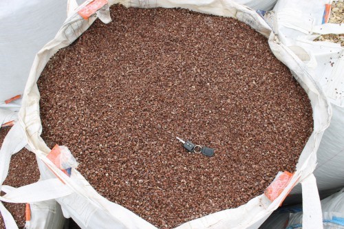  Мраморная крошка (щебень крошка розовый) фр. 5-10 мм.  купить  в Воронеже мрамор розовый, красный щебень колотый ландшафтный декоративный  7700 руб/т   фото 